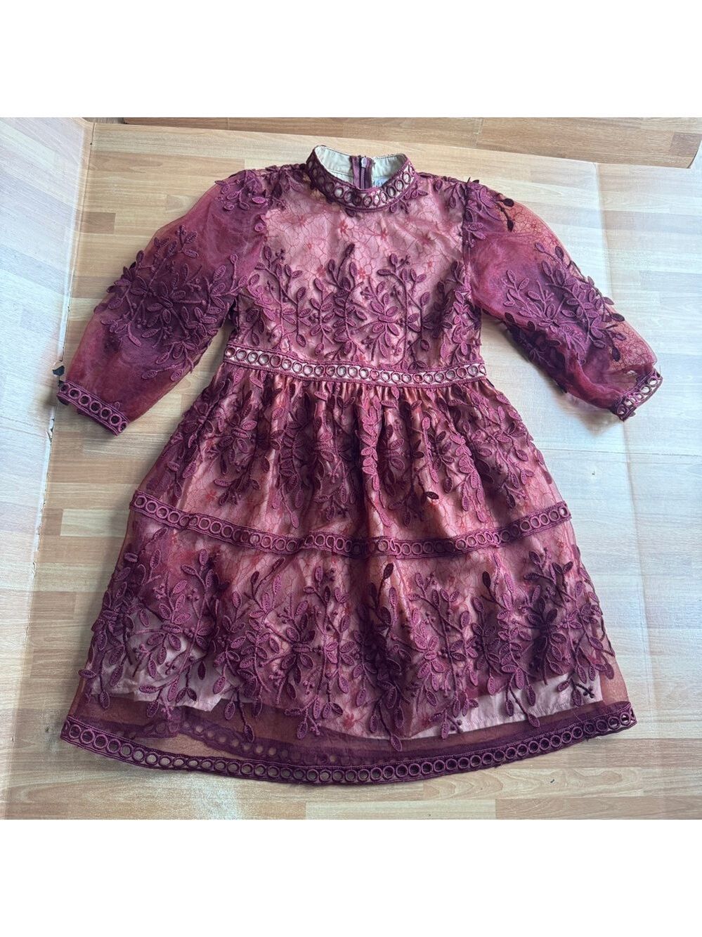 Ivy city burgundy lace holiday dress size 4/5 fully lined polyester party dress
